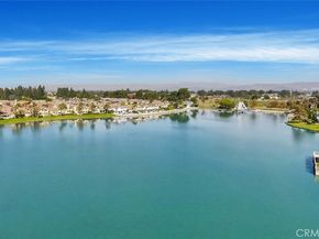 46 Echo Run 16, Irvine CA 92614