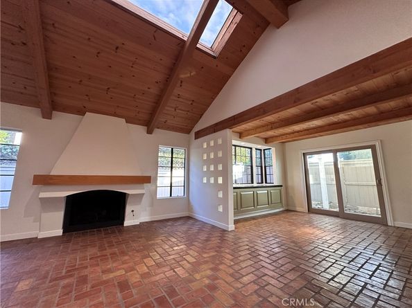 19 Willowgrove, Irvine CA 92604