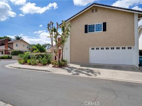 22 Yorktown, Irvine CA 92620