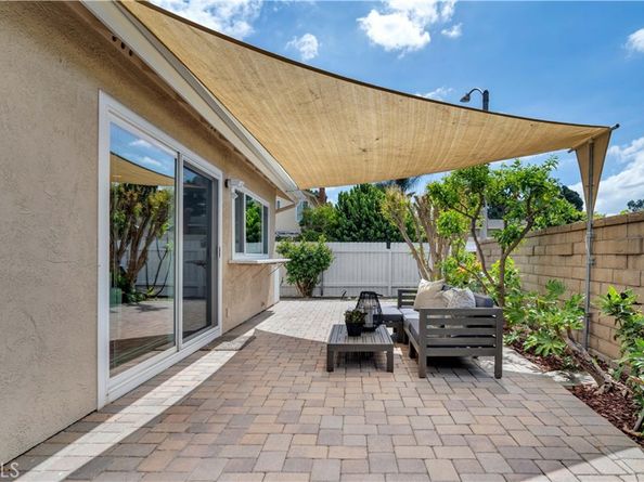 22 Yorktown, Irvine CA 92620