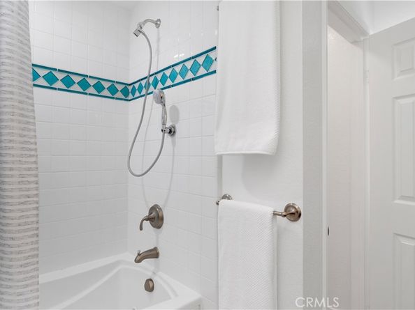 22 Yorktown, Irvine CA 92620