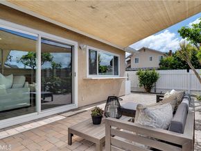 22 Yorktown, Irvine CA 92620