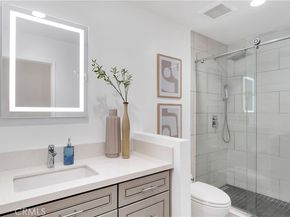 22 Yorktown, Irvine CA 92620