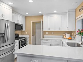 71 Waxwing Lane, Aliso Viejo CA 92656