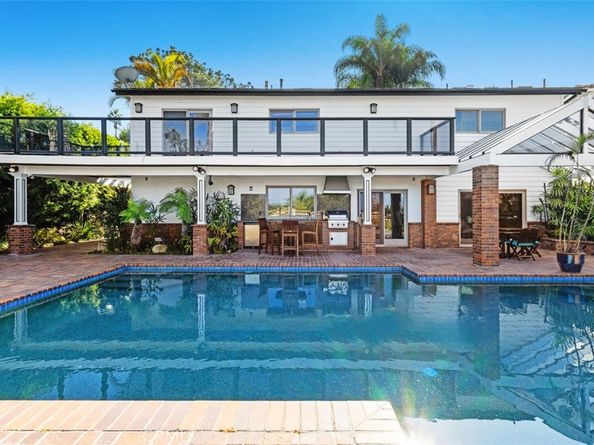 6421 E Bixby Hill Road, Long Beach CA 90807