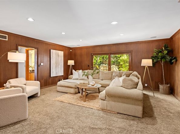 6421 E Bixby Hill Road, Long Beach CA 90815