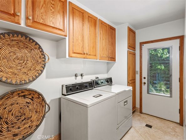 6421 E Bixby Hill Road, Long Beach CA 90815