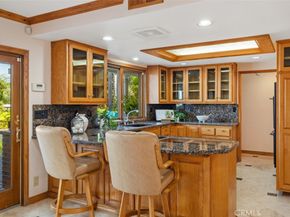 6421 E Bixby Hill Road, Long Beach CA 90807