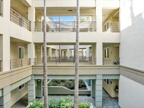 2233 Martin 216, Irvine CA 92612