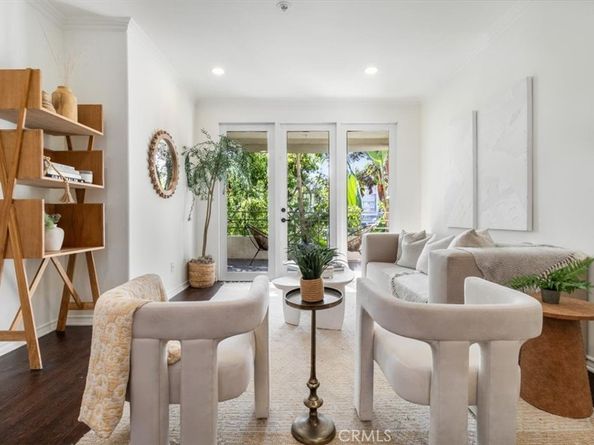 2233 Martin 216, Irvine CA 92612