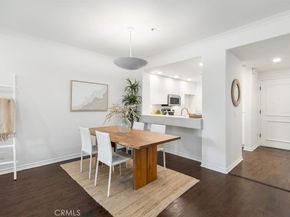 2233 Martin 216, Irvine CA 92612