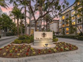 2233 Martin 216, Irvine CA 92612