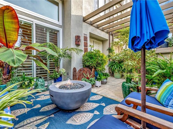 6251 Surfpoint Cir, Huntington Beach CA 92648