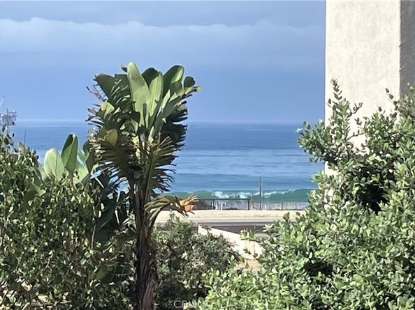 6251 Surfpoint Cir, Huntington Beach CA 92648