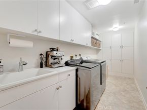 6251 Surfpoint Cir, Huntington Beach CA 92648