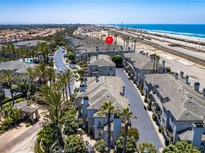6251 Surfpoint Cir, Huntington Beach CA 92648