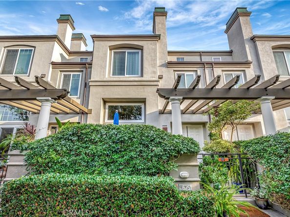 6251 Surfpoint Cir, Huntington Beach CA 92648