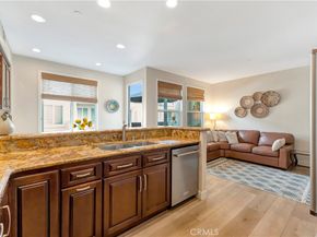 6251 Surfpoint Cir, Huntington Beach CA 92648