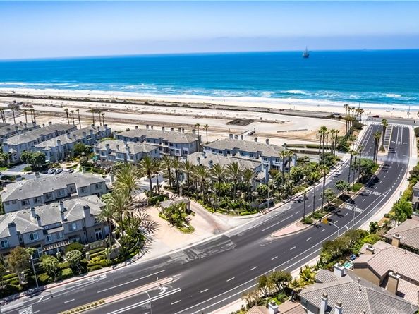 6251 Surfpoint Cir, Huntington Beach CA 92648