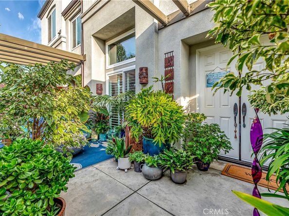 6251 Surfpoint Cir, Huntington Beach CA 92648