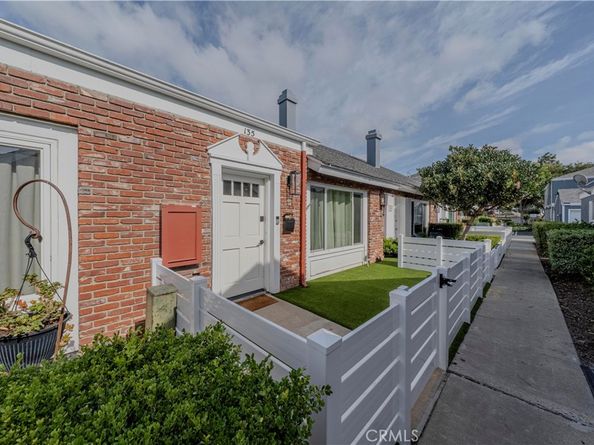 135 Morristown, Costa Mesa CA 92626