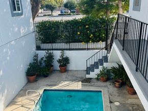 7304 Balboa Boulevard C, Van Nuys CA 91406