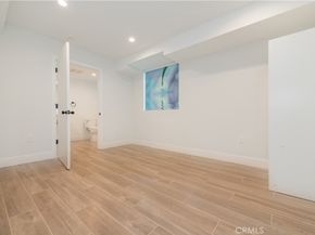 5652 La Mirada Avenue, Los Angeles CA 90038