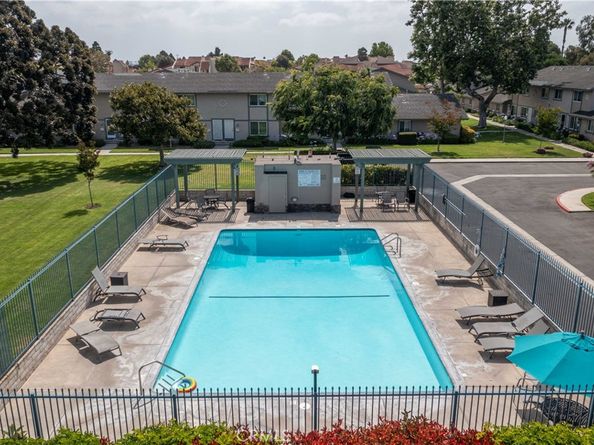 16509 Caballero Lane 30B, Huntington Beach CA 92649