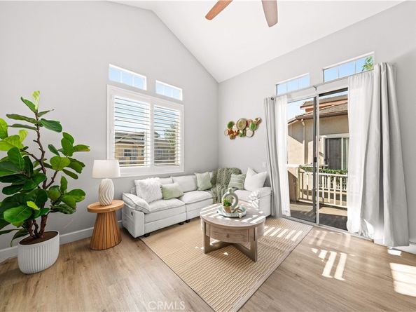 14 Garrison Loop, Ladera Ranch CA 92694