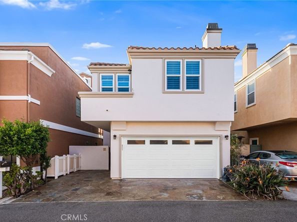 304 Goldenwest Street, Huntington Beach CA 92648