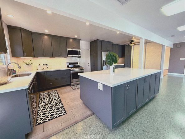 6206 Pontiac, San Diego CA 92115