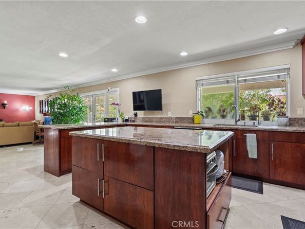 6911 Williams Circle, Anaheim Hills CA 92807