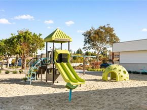 37 Rockwood, Irvine CA 92614