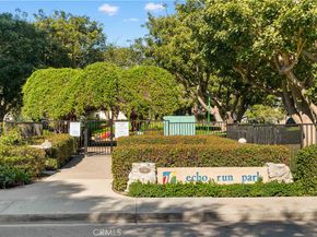 37 Rockwood, Irvine CA 92614