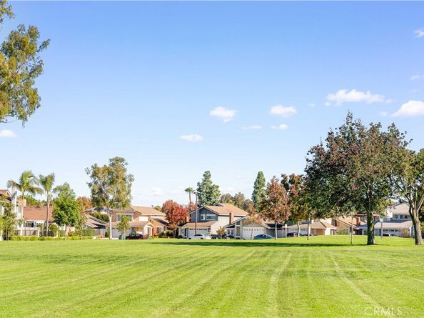 37 Rockwood, Irvine CA 92614