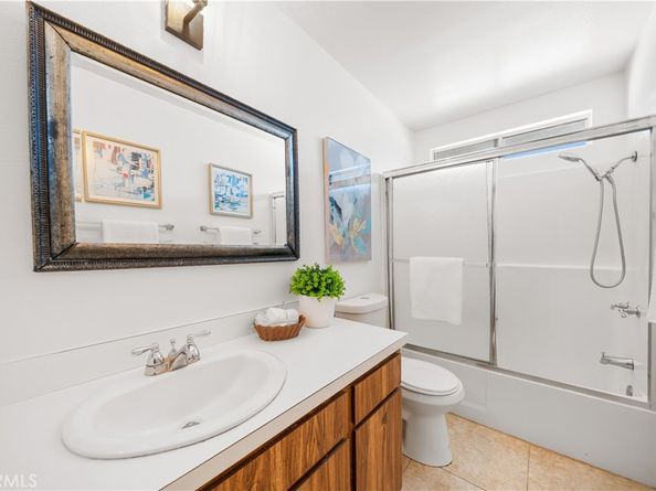 37 Rockwood, Irvine CA 92614