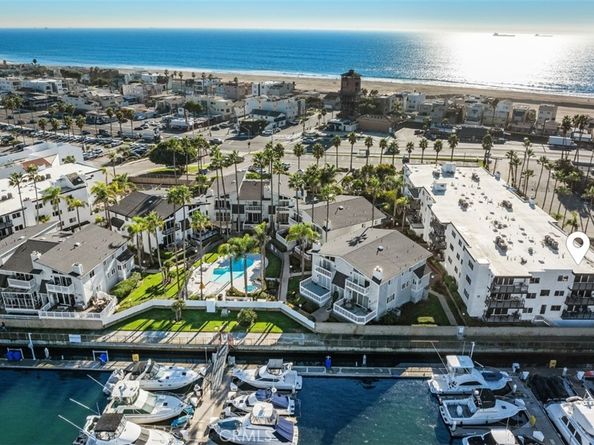 16255 Pacific Circle 204, Huntington Beach CA 92649