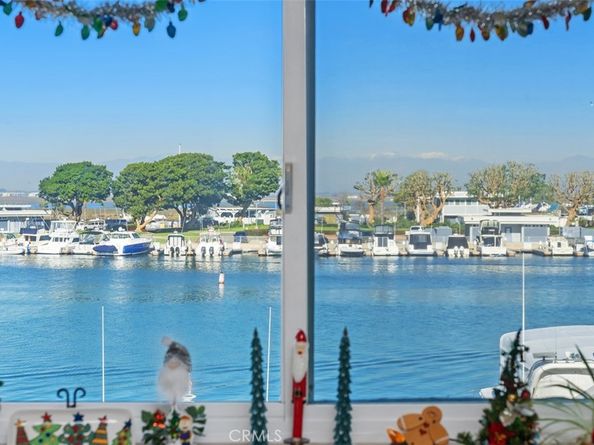 16255 Pacific Circle 204, Huntington Beach CA 92649