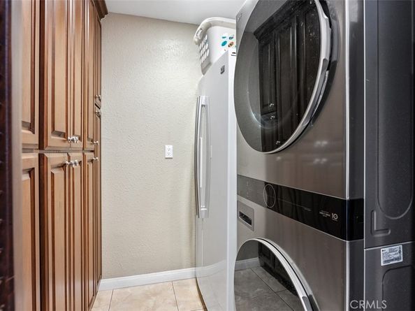 16255 Pacific Circle 204, Huntington Beach CA 92649