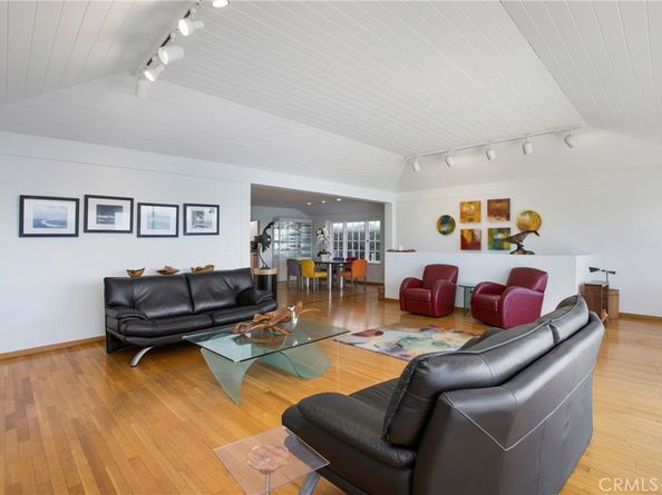 98 S La Senda Dr, Laguna Beach CA 92651