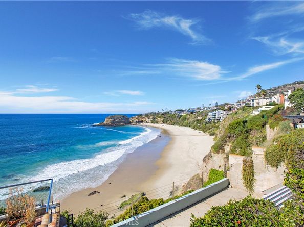 98 S La Senda Dr, Laguna Beach CA 92651
