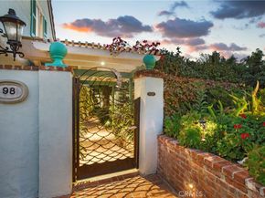 98 S La Senda Dr, Laguna Beach CA 92651