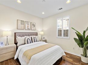 21 Paperbark, Irvine CA 92620