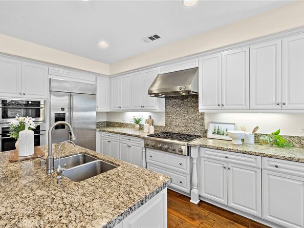 21 Paperbark, Irvine CA 92620