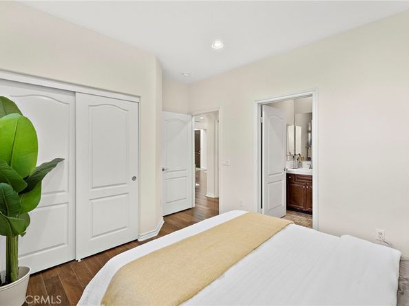 21 Paperbark, Irvine CA 92620