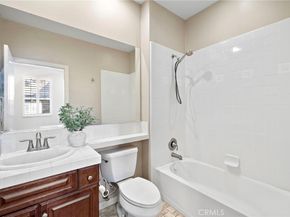 21 Paperbark, Irvine CA 92620