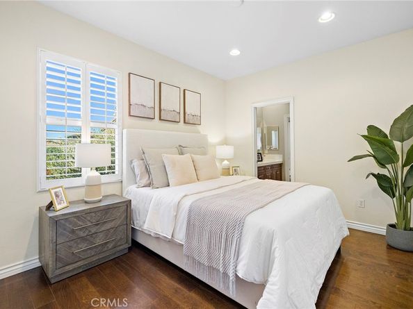 21 Paperbark, Irvine CA 92620