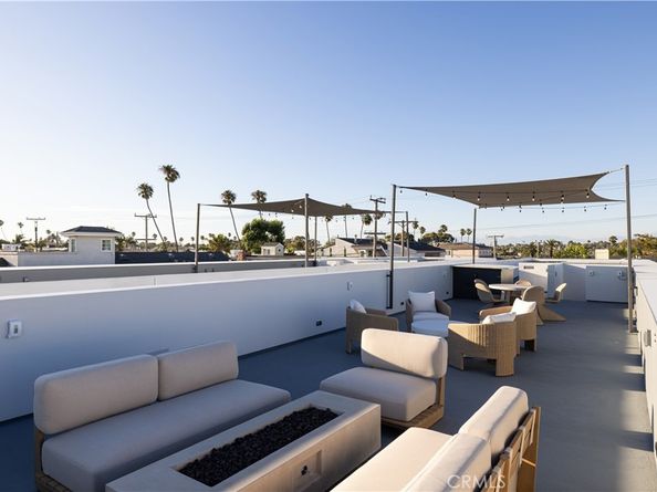1315 Ocean Avenue, Seal Beach CA 90740