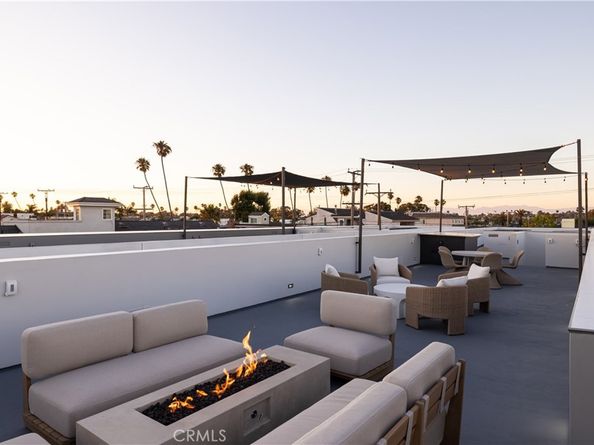 1315 Ocean Avenue, Seal Beach CA 90740