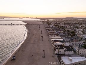 1315 Ocean Avenue, Seal Beach CA 90740